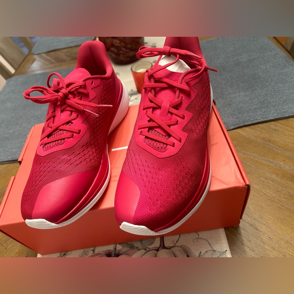 Lane - Eight tennis shoes, Men, 10.5